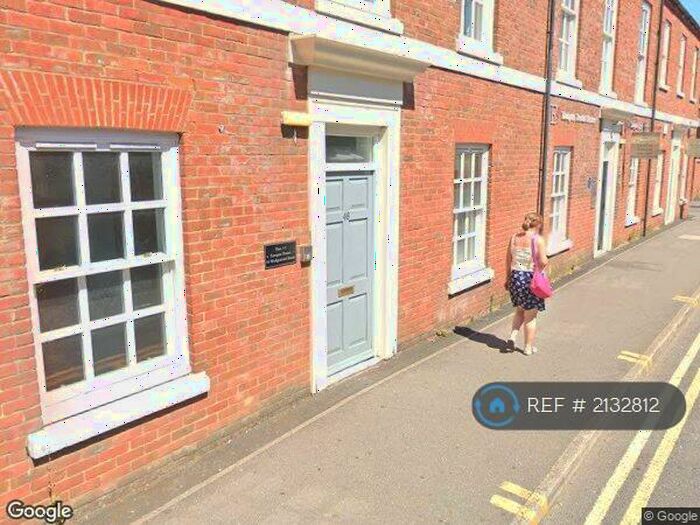 1 Bedroom Flat To Rent In Wedgewood Street, Aylesbury, HP19