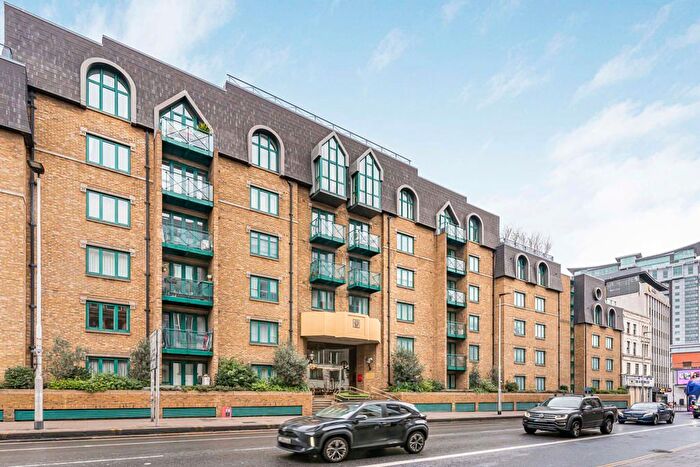 1 Bedroom Flat To Rent In Walpole House, Westminster Square, Westminster Bridge Road, Lambeth, SE1