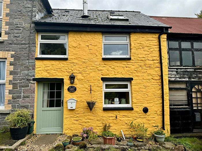 2 Bedroom Terraced House For Sale In Llanddeusant, Llangadog, SA19