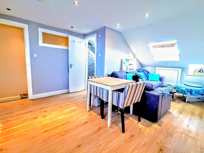1 Bedroom Flat To Rent In Haydons Road, London, SW19
