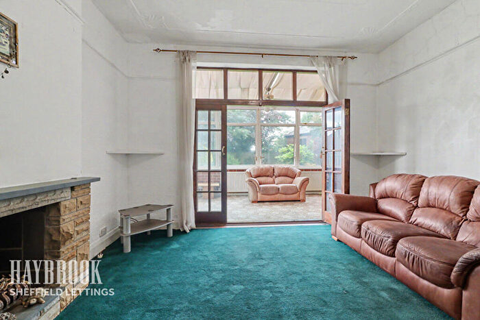3 Bedroom Apartment To Rent In Market Street, Rotherham, S63