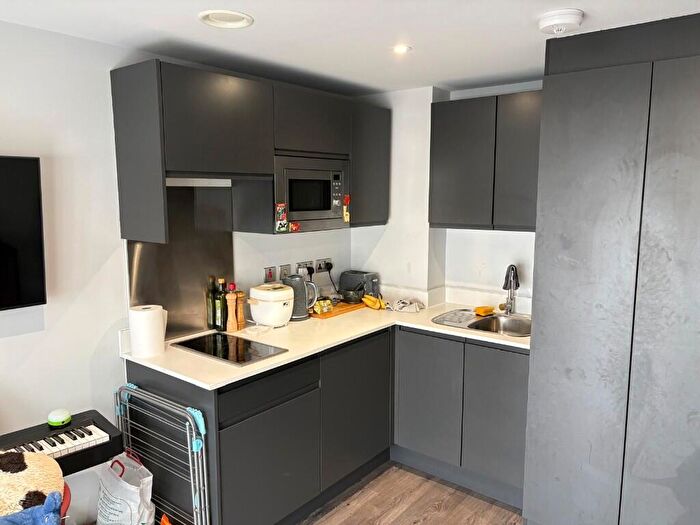 1 Bedroom Apartment To Rent In Low Hill, Liverpool, Merseyside, L6