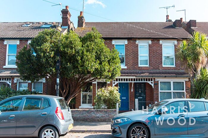 3 Bedroom Semi-Detached House For Sale In Constantine Road, Colchester, CO3