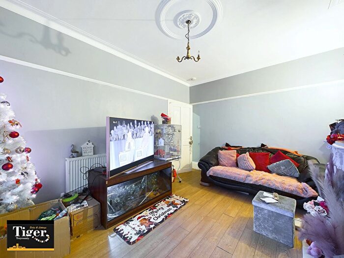 3 Bedroom Terraced House For Sale In Keswick Road, Blackpool, FY1