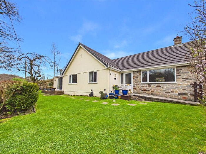 4 Bedroom Bungalow For Sale In Ashmill, Ashwater, Beaworthy, EX21