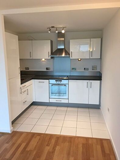 1 Bedroom Flat For Sale In Mercury Gardens, Romford, RM1