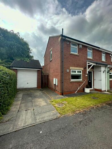 2 Bedroom Semi-Detached House To Rent In Barnard Court, Middlesbrough, TS4