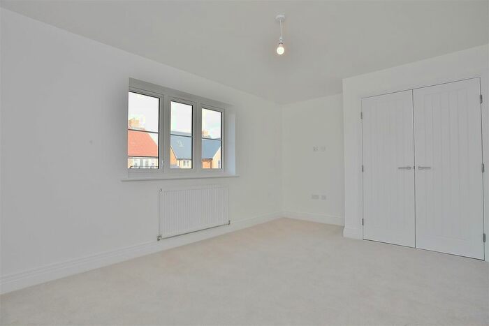 2 Bedroom End Of Terrace House To Rent In Elm Bridge Mead, Benson, Oxfordshire, OX10