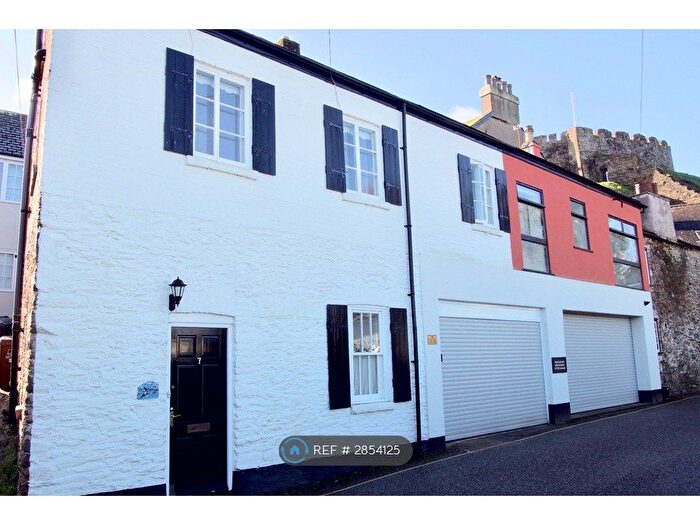2 Bedroom Semi-Detached House To Rent In North Street, Totnes, TQ9