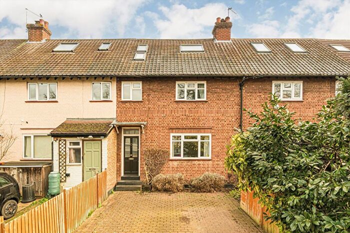 4 Bedroom Property To Rent In Mill Road, Twickenham, TW2