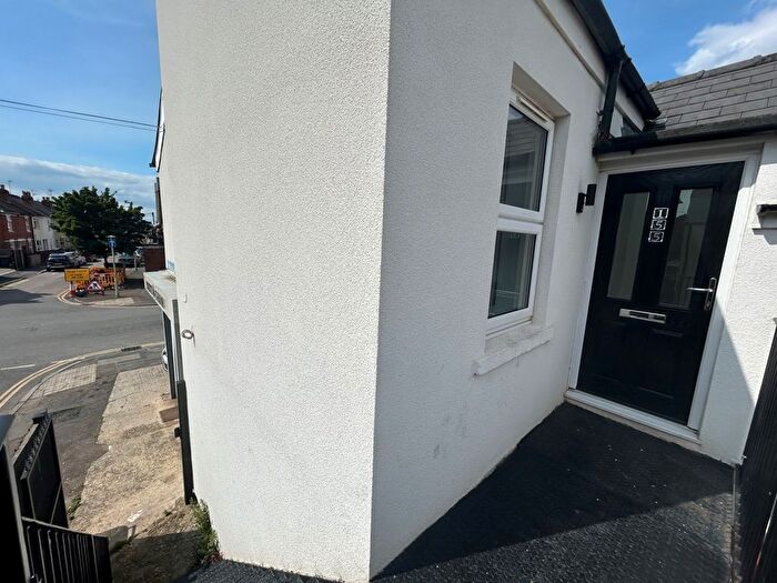 2 Bedroom Flat To Rent In Seymour Road, Linden, Gloucester, GL1