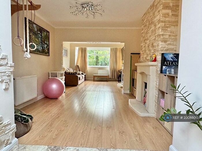 4 Bedroom Terraced House To Rent In Ashridge Way, Morden, SM4