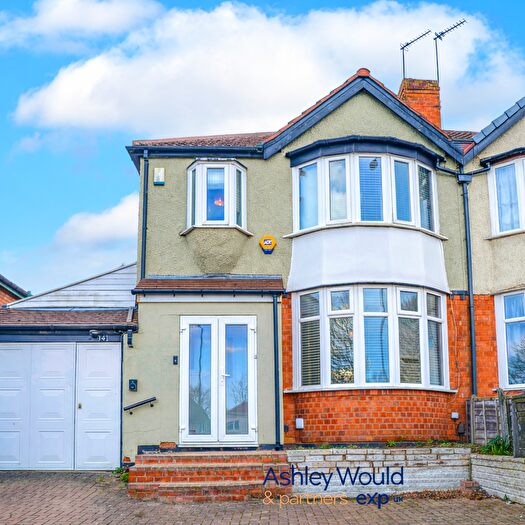 3 Bedroom Semi Detached House For Sale In Wolverhampton Road South, Quinton, Birmingham, B32