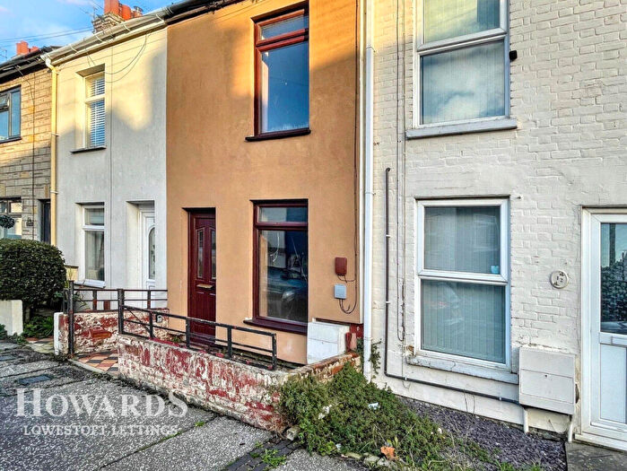 3 Bedroom Terraced House To Rent In Haward Street, Lowestoft, NR32