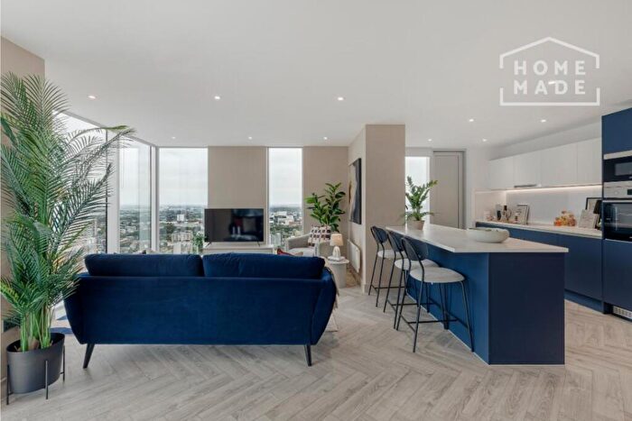 2 Bedroom Flat To Rent In Colliers Yard, M3