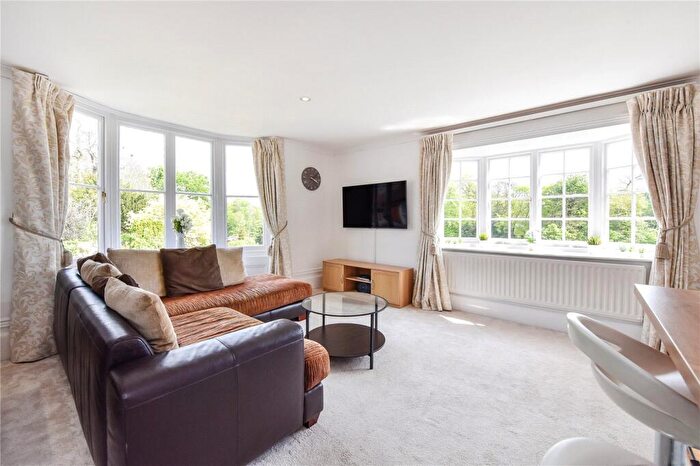 2 Bedroom Apartment For Sale In The Gate House, Edinburgh Square, Midhurst, West Sussex, GU29
