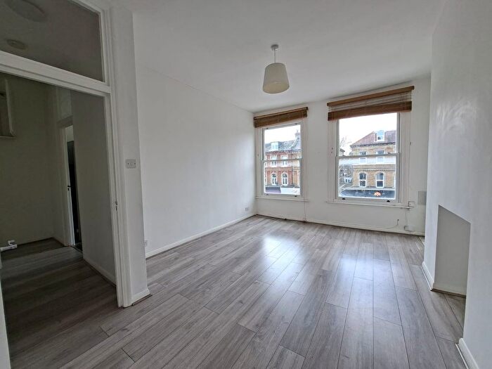 1 Bedroom Flat To Rent In Stroud Green Road, London, N4