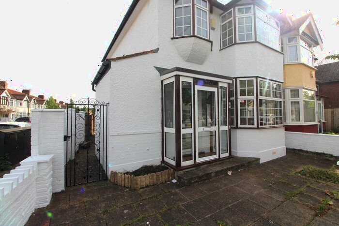 3 Bedroom Property To Rent In Rosemary Avenue, London, N9