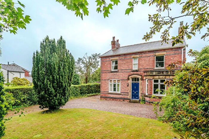4 Bedroom Detached House For Sale In Summerwood Lane, Halsall, L39