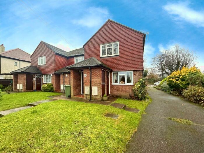 1 Bedroom Flat To Rent In The Mead, Wallington, SM6