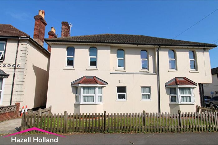 3 Bedroom Maisonette For Sale In Beaver Road, Ashford, TN23