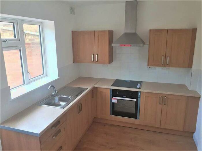 3 Bedroom Terraced House To Rent In Ford Road, Dagenham, RM9
