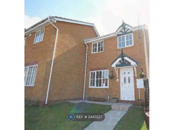 3 Bedroom Semi-Detached House To Rent In Priestburn Close, Durham, DH7