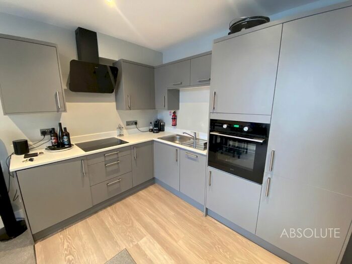 1 Bedroom Flat To Rent In Torquay Road, Paignton, TQ3