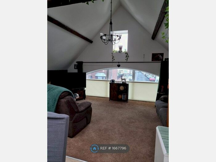 2 Bedroom Flat To Rent In Arthur Street, Withernsea, HU19