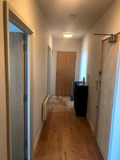 2 Bedroom Flat To Rent In Spectrum Tower, London, RM8