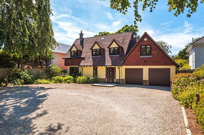 4 Bedroom Detached House For Sale In Hinton Wood Avenue, Christchurch, BH23