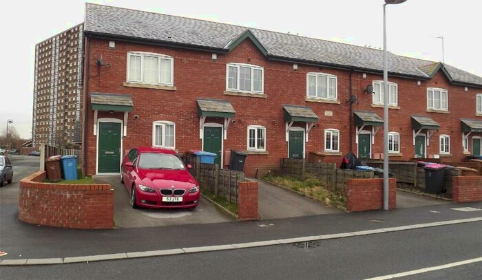 3 Bedroom Terraced House To Rent In Buckley Street, Guy Fawkes Street, Ordsall, M5