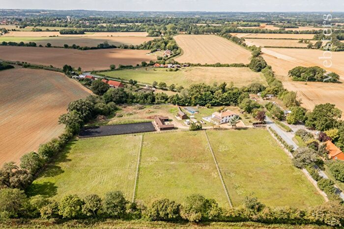4 Bedroom Detached House For Sale In Swanton Road, Dereham, NR20