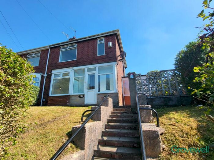3 Bedroom Semi-Detached House To Rent In St. Marys Road, Manchester, M40