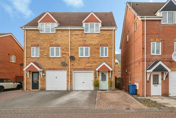 3 Bedroom Semi Detached House For Sale In Walstow Crescent, Armthorpe, Doncaster, DN3