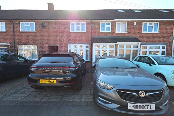 3 Bedroom Terraced House To Rent In Camborne Way, Romford, RM3