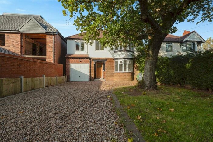 4 Bedroom Detached House For Sale In Sutton Road, Aldridge, Walsall, WS9