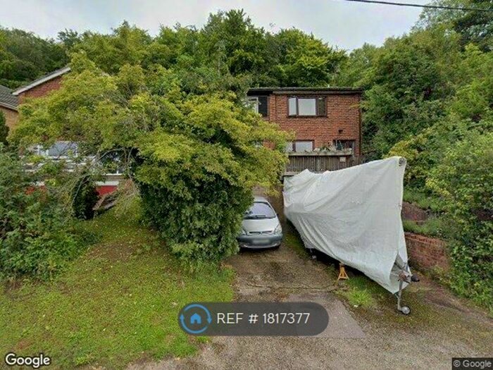 4 Bedroom Semi-Detached House To Rent In The Grove, Biggin Hill, Westerham, TN16