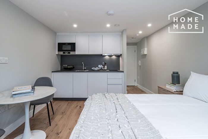 Studio To Rent In Croxley Road, Queens Park, W9