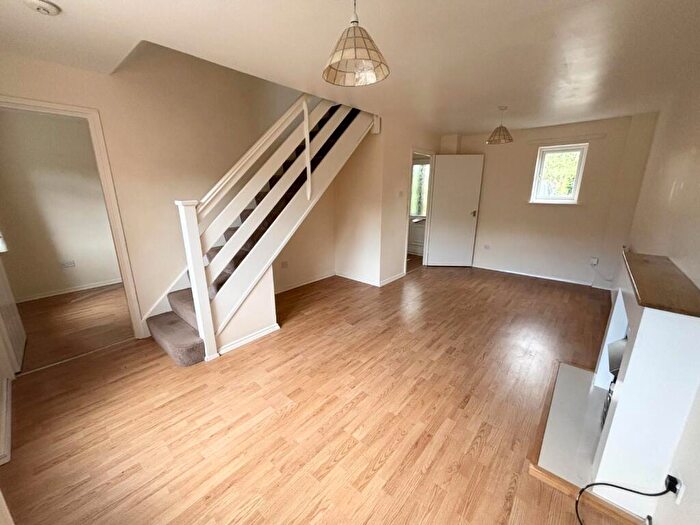 3 Bedroom Terraced House For Sale In Orrian Close, Stratford-upon-Avon, CV37