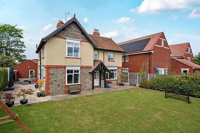 4 Bedroom Detached House For Sale In California Road, Longwell Green, Bristol, BS30