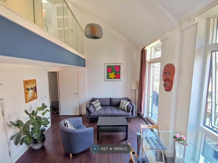 2 Bedroom Flat To Rent In Milles Square, London, SW9