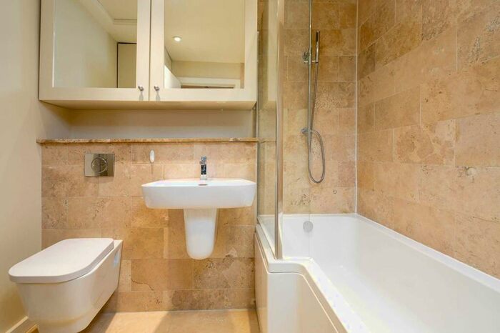 2 Bedroom Apartment To Rent In Westgate Street, BA1