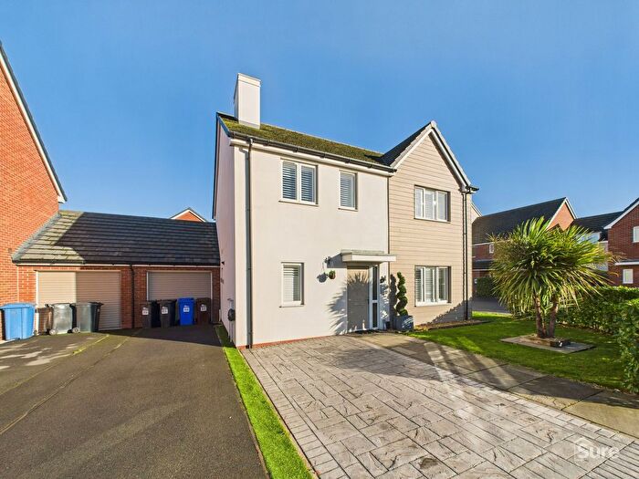 4 Bedroom Detached House To Rent In Hazel Crescent, Branston, DE14