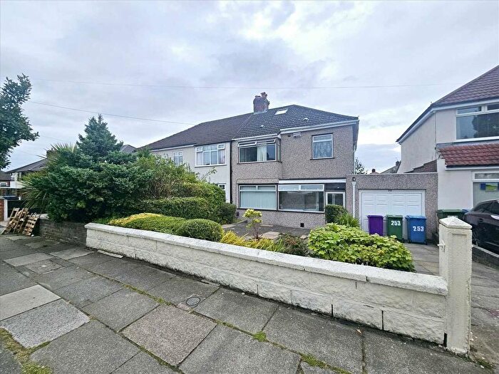 4 Bedroom Semi-Detached House To Rent In Hunts Cross Avenue, Woolton, Liverpool, L25