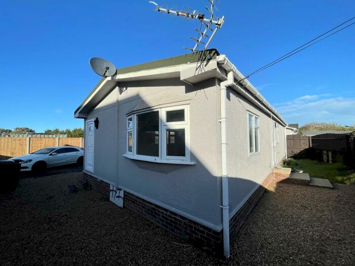 2 Bedroom Lodge To Rent In Colchester Road, Great Bentley, CO7