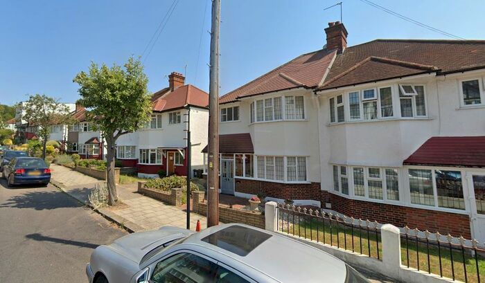 5 Bedroom Terraced House To Rent In Baldry Gardens, London, SW16