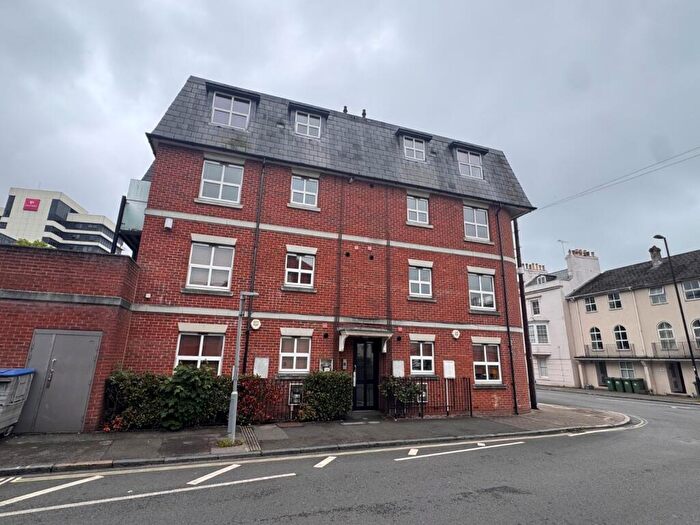 1 Bedroom Flat To Rent In Bernard Street, Southampton, Hampshire, SO14