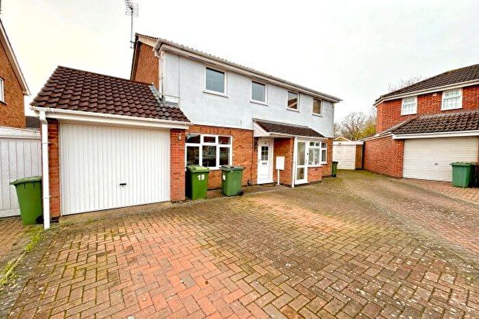 3 Bedroom Property To Rent In Haven Close, Leicester, LE3