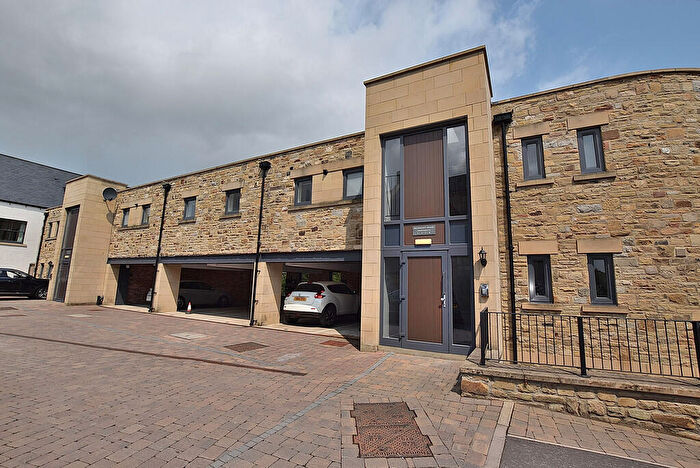 2 Bedroom Apartment To Rent In Richemont Close, Richmond, DL10